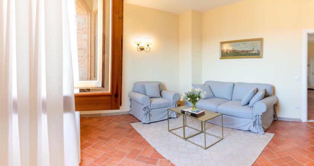 Hotel Il Castello Certaldo Bagian luar foto