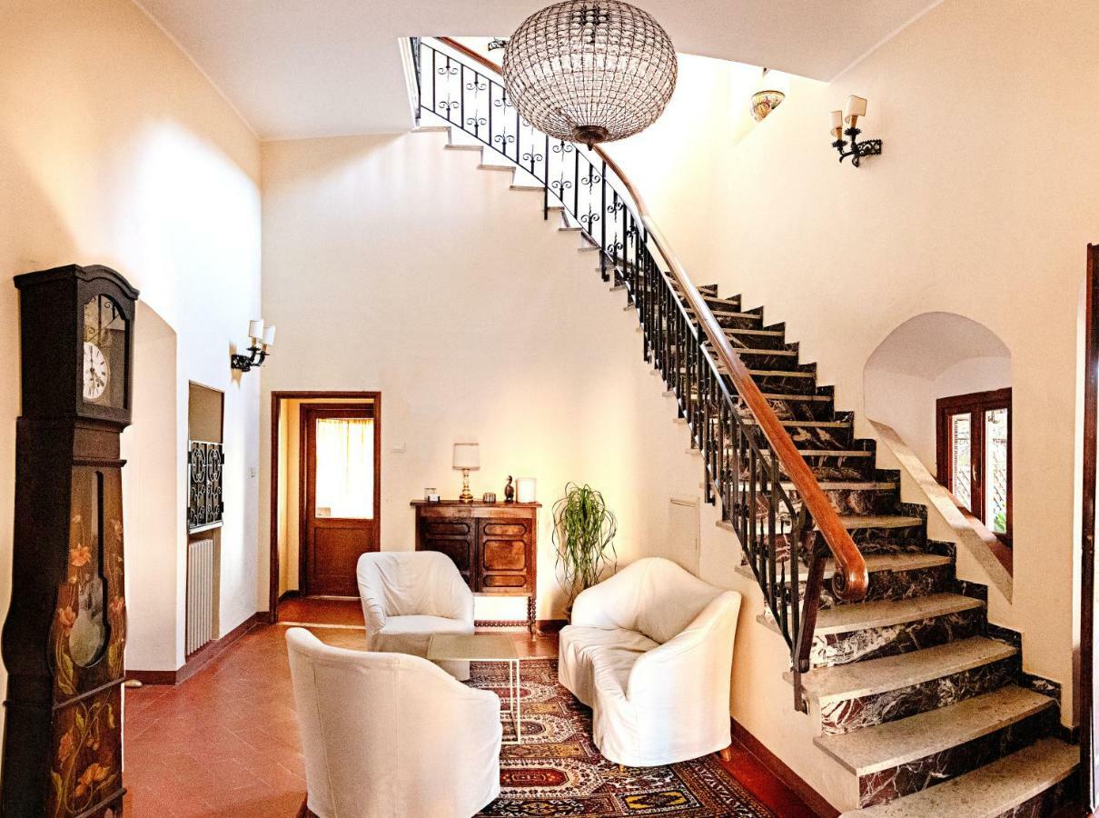 Hotel Il Castello Certaldo Bagian luar foto